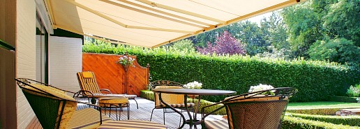 Markisen und Au�en-Jalousien f�r den Balkon