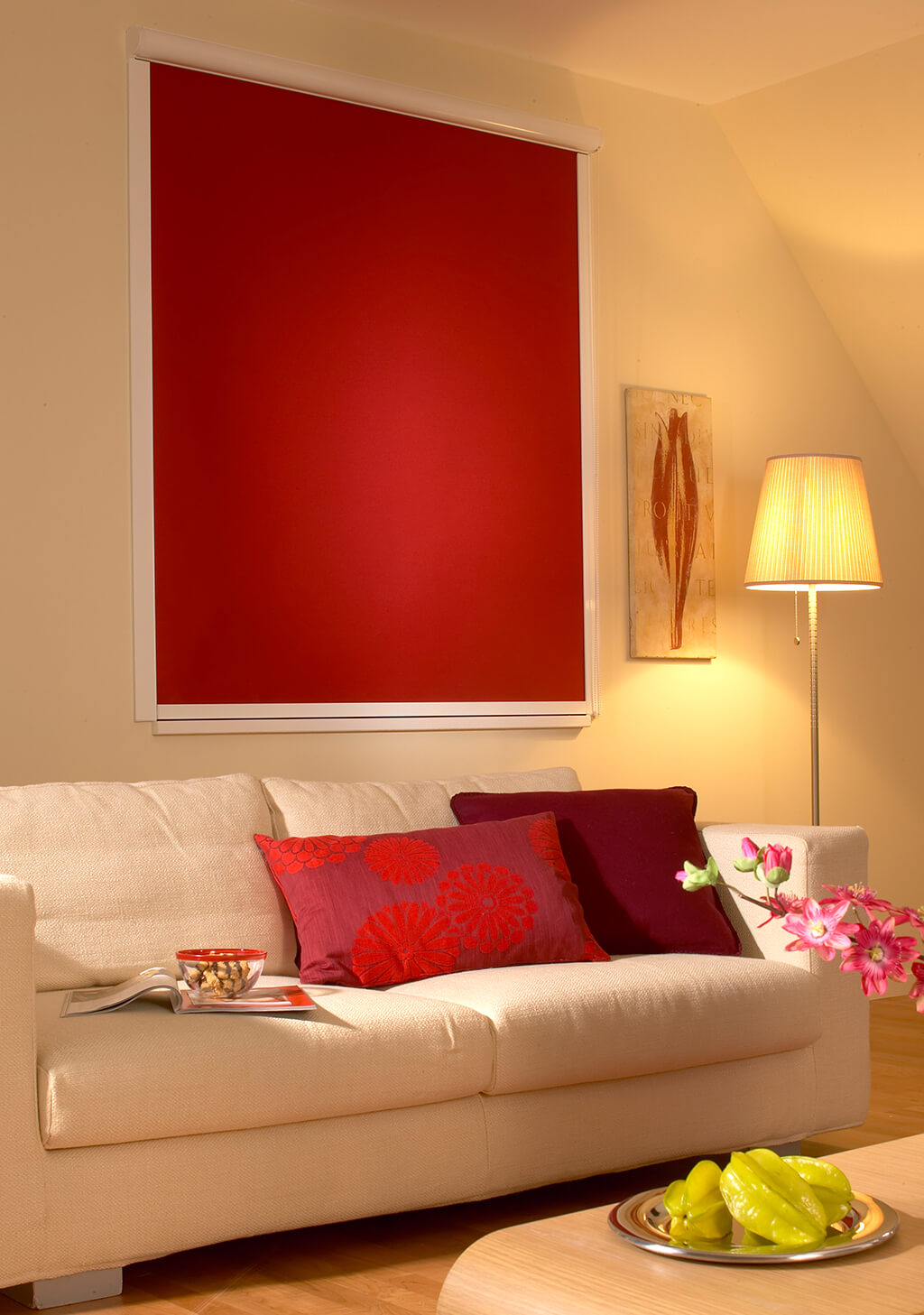 Rollo Verdunkelung Rot Dachfenster 01