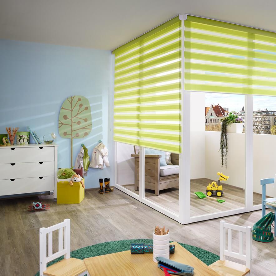 Maßgefertigte Doppelrollos im Kinderzimmer