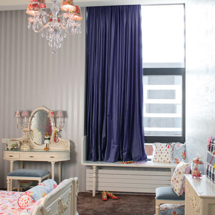 Blickdichter Vorhang in Lila