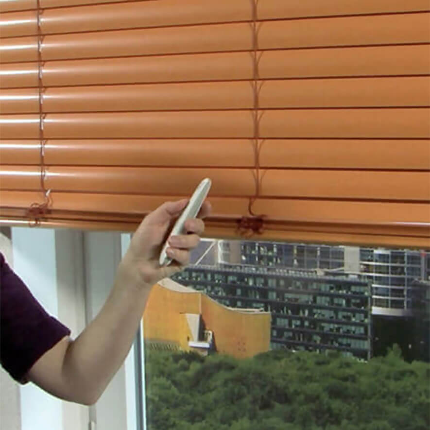 Elektrische Jalousie Bedienung mit Fernbedienung
