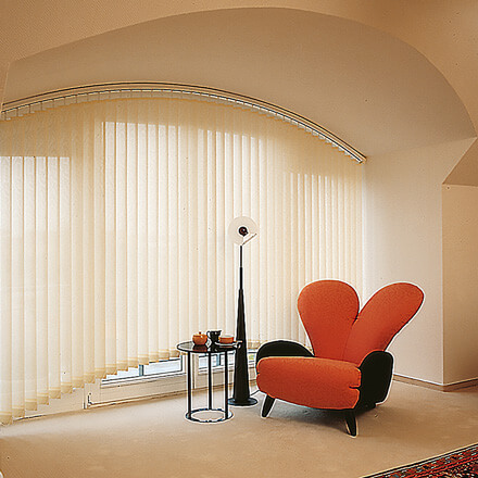 Lamellenvorhänge für Rundbogenfenster