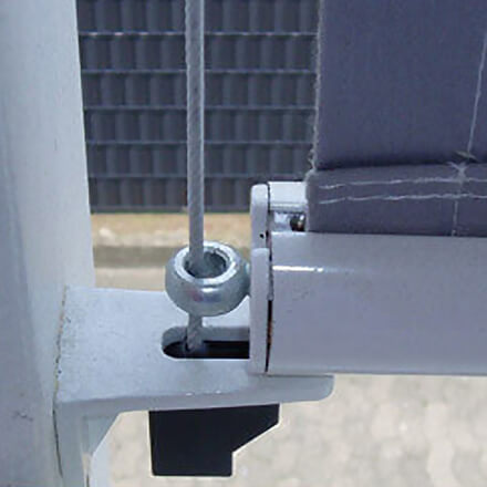 Senkrechtmarkise Arco / Canto SD Seitenzug im Detail Senkrechtmarkise Arco / Canto SD Seitenzug