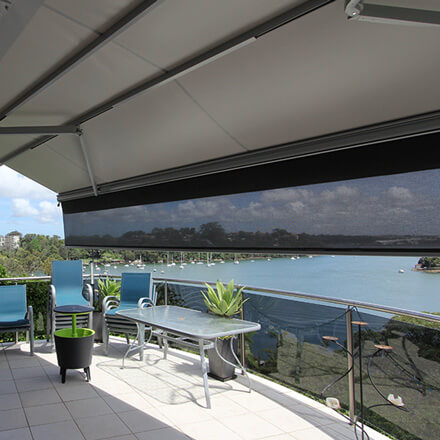 SUNRAIN mit transparentem Vario-Volant SUNRAIN Vario-Volant transparent