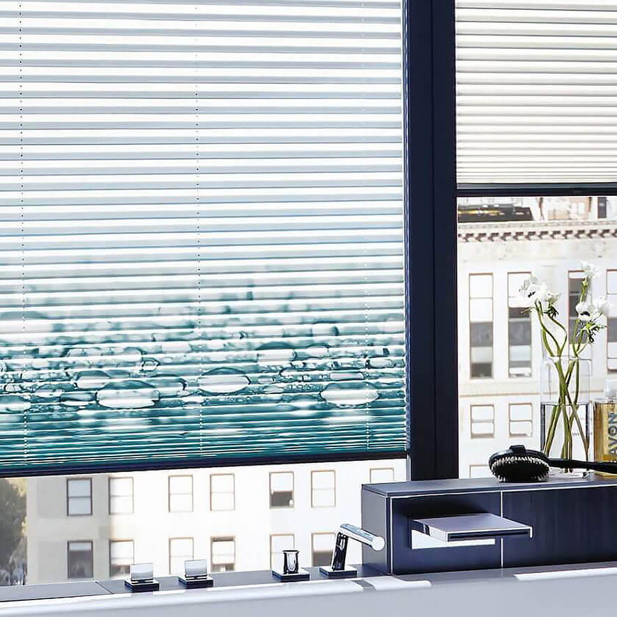 Badezimmer Plissees mit großem Druck: Wassertropfen