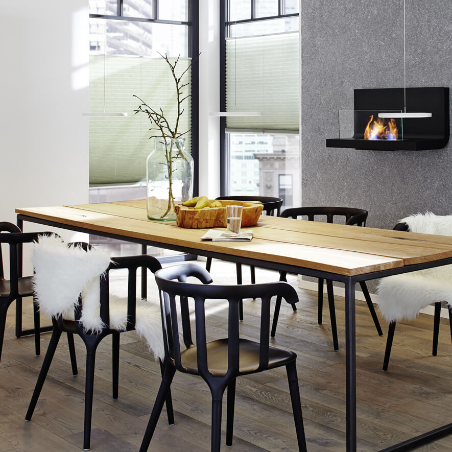 Grün-Graue Plissees mit zwei Zugschnüren im Esszimmer