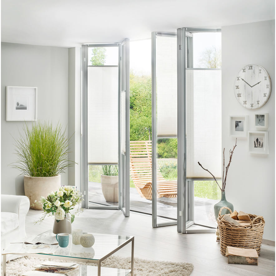 Passgenaue Plissees für schmale Fenster mit den Smart Plissees