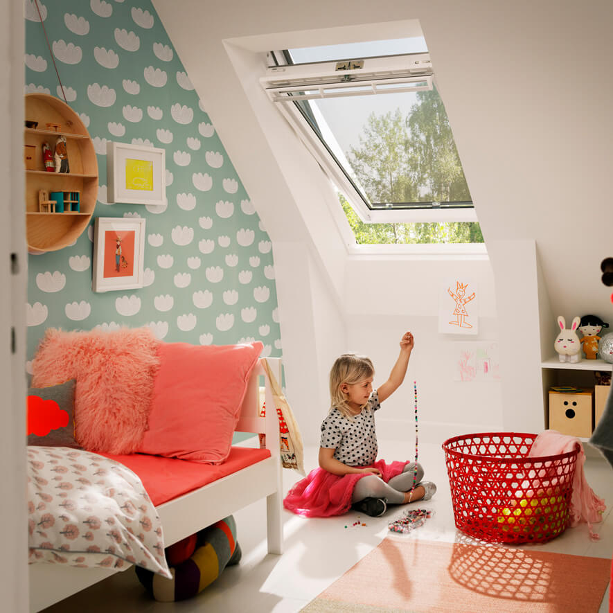 VELUX® Hitzeschutzmarkise im Kinderzimmer VELUX® Hitzeschutzmarkise im Kinderzimmer