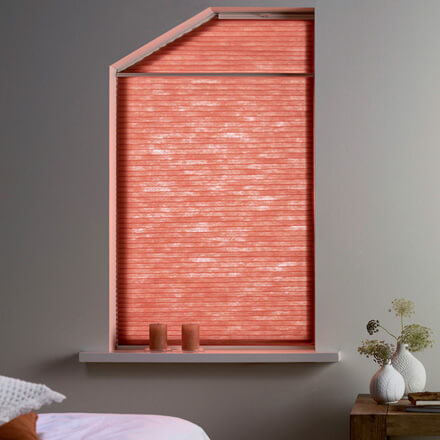 Wabenplissees im Wintergarten: Sonderformen für vielfältige Glasdächer