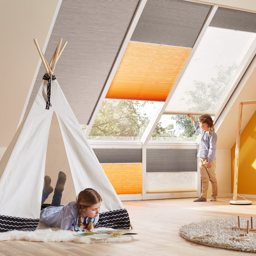 Tag und Nacht Wabenplissees im Kinderzimmer